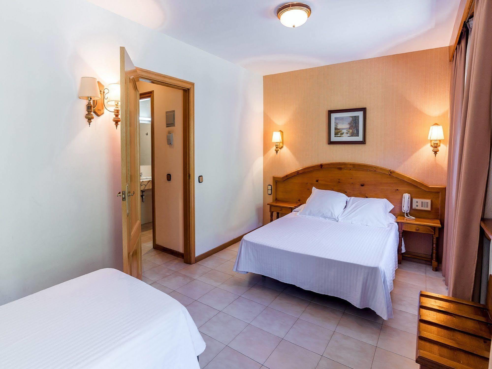 Hotel Sant Miquel 安道尔城 外观 照片